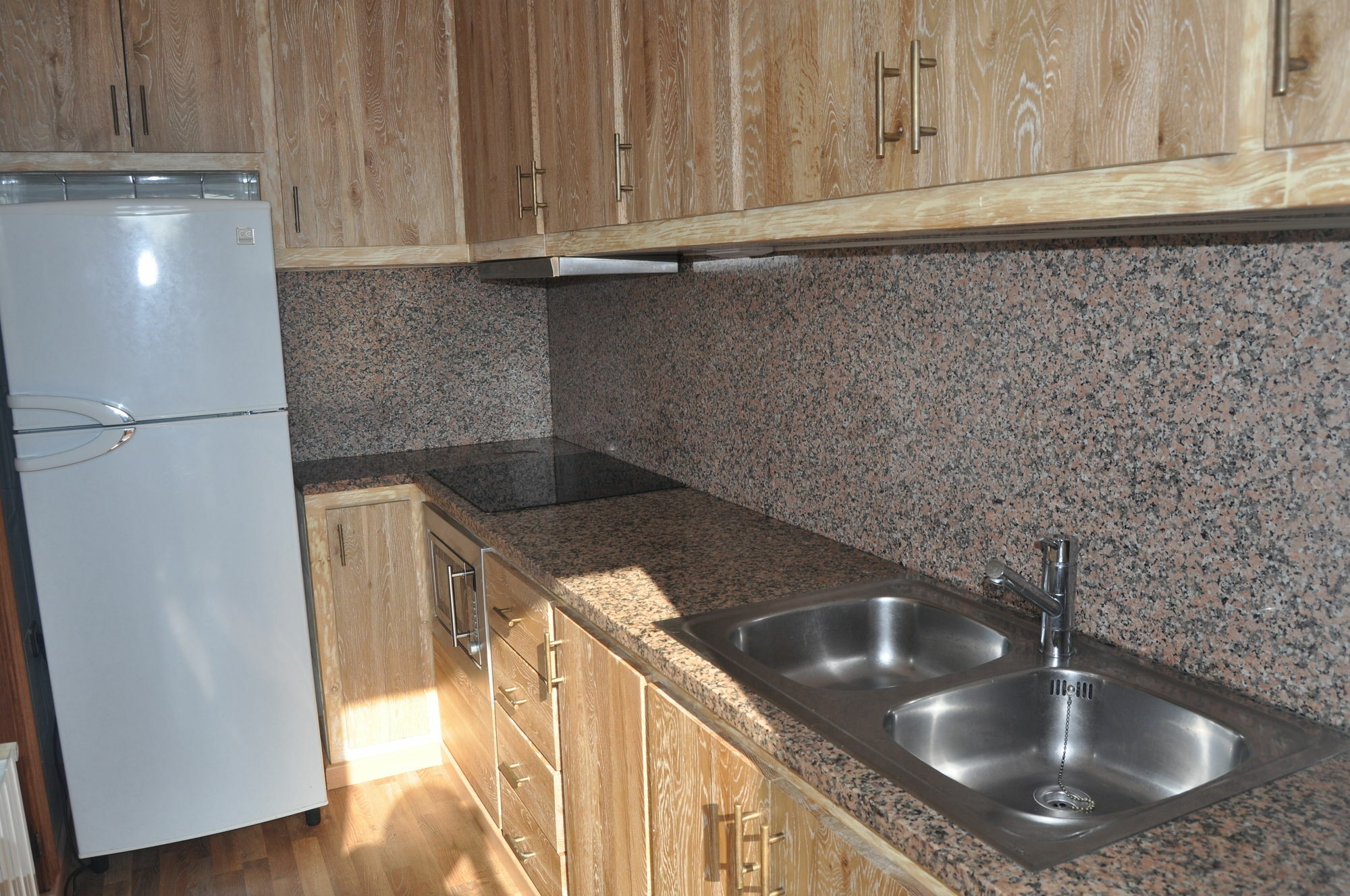 Girona Apartments Ngoại thất bức ảnh